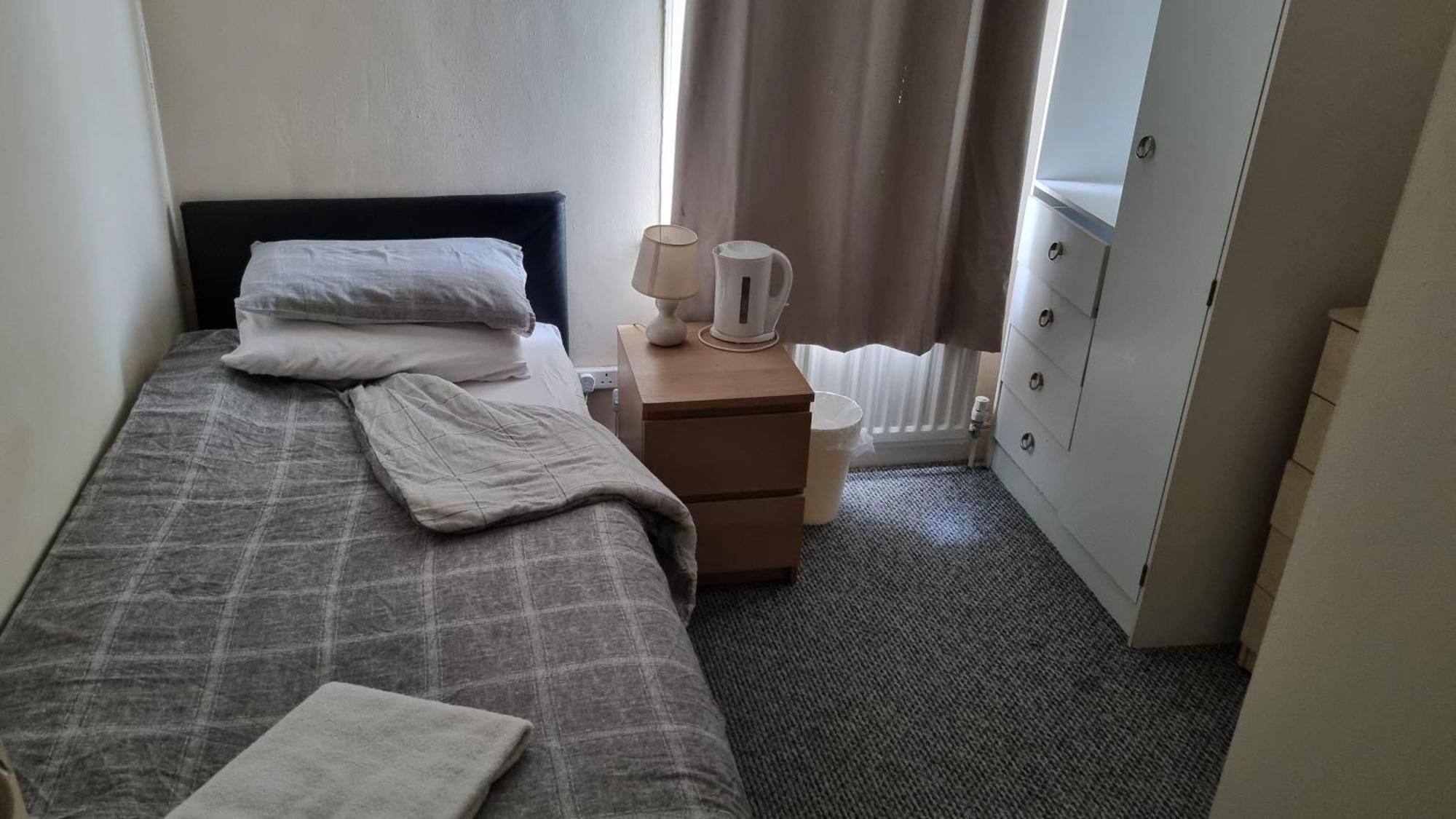 Shamrock Guest House Грейвсенд Екстер'єр фото