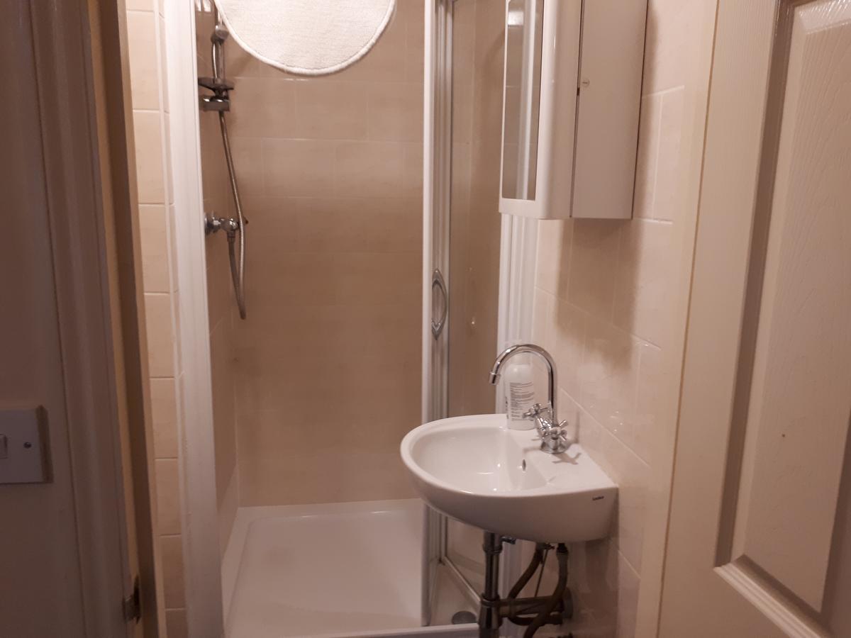 Shamrock Guest House Грейвсенд Екстер'єр фото